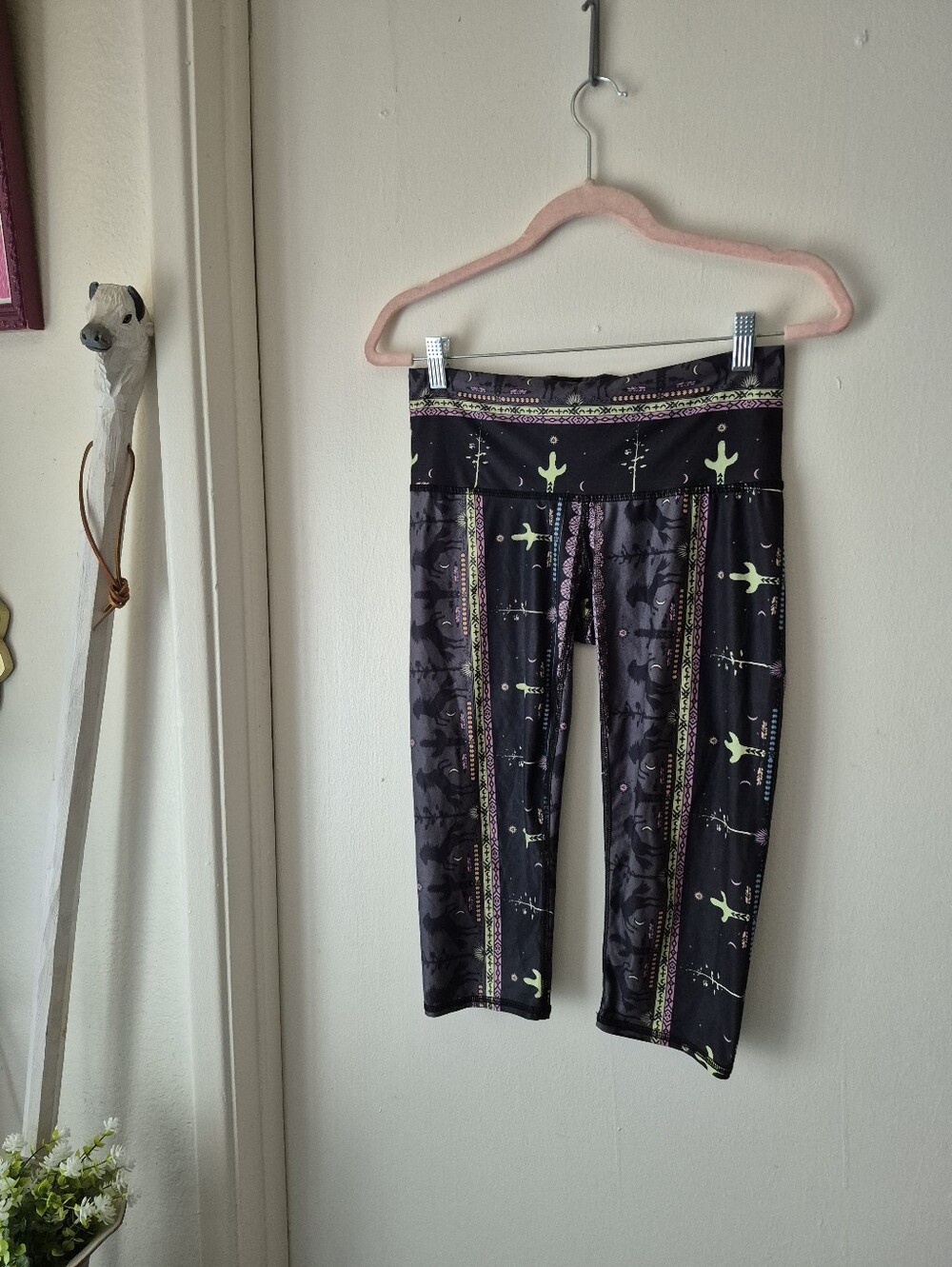 🌙Teeki Cactus Horse Leggings Medium